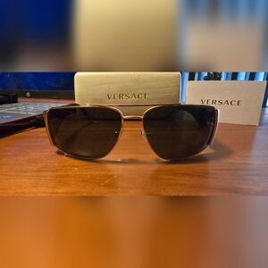 Versace VE2163 Sunglasses – Excellent Condition!